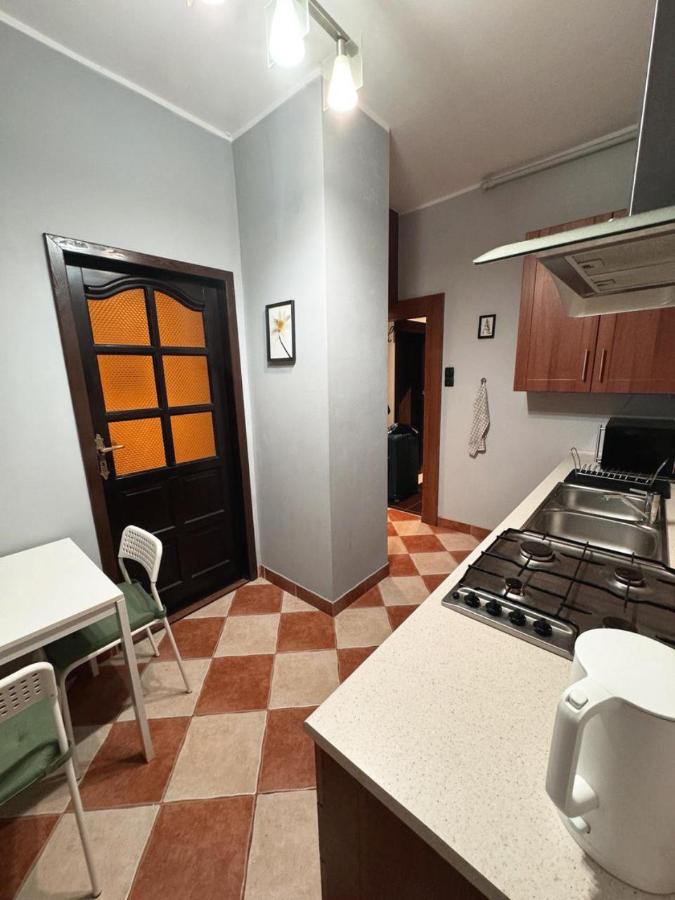 2-Room Apartment In The City Center 波兹南 外观 照片